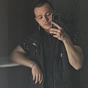 Тема, 24 года