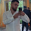 Гусейн, 21 год