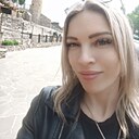 Малая, 33 года