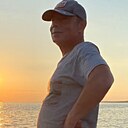 Артём, 47 лет