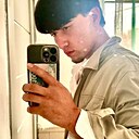 Лев, 19 лет