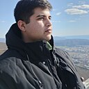 Лоик, 22 года