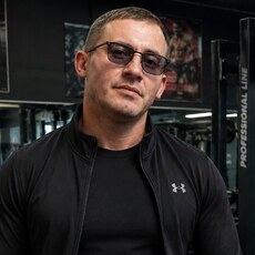 Фотография мужчины Yuan, 49 лет из г. Бельцы
