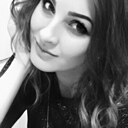 April, 37 лет