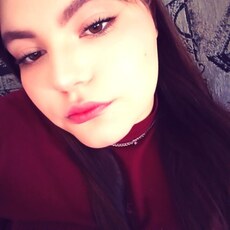 Фотография девушки Уля, 19 лет из г. Тобольск