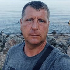 Фотография мужчины Валерий, 45 лет из г. Санкт-Петербург