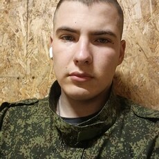 Фотография мужчины Максим, 21 год из г. Староминская