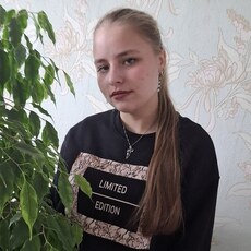 Фотография девушки Татьяна, 19 лет из г. Спасск-Дальний