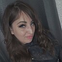 Any, 33 года