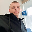 Виктор, 33 года