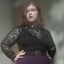 Kiki Mora, 22 года