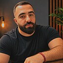 Амир, 33 года
