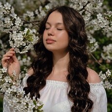 Алёна, 23 из г. Нижнекамск.