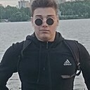 Стасян, 22 года
