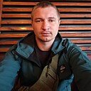 Михаил, 32 года