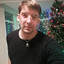 Тема, 32 года