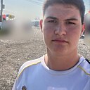 Адлан, 18 лет