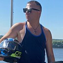 Мах, 26 лет