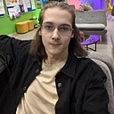 Максим, 18 лет