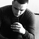 Данис, 22 года