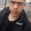 Артём, 18 лет