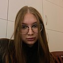 Вика, 18 лет