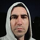 Денис, 33 года