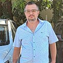 Лев, 43 года