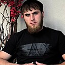 Хусейн, 22 года