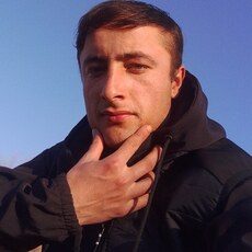 Фотография мужчины Ахмет, 23 года из г. Ханты-Мансийск