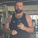 Волков, 42 года