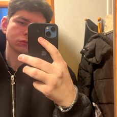 Фотография мужчины Георгий, 19 лет из г. Ноябрьск