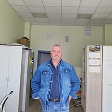 Виктор, 64 из г. Санкт-Петербург.