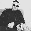 Avez, 33 года