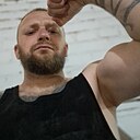 Денис, 33 года