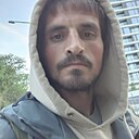 Максім, 31 год