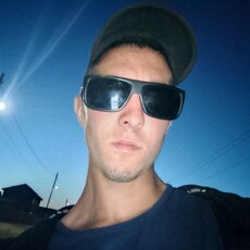Фотография мужчины Кирилл, 20 лет из г. Улан-Удэ