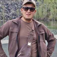 Фотография мужчины Хамид, 28 лет из г. Медвежьегорск