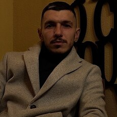 Фотография мужчины Costi, 27 лет из г. București