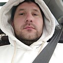 Михаил, 33 года