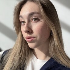Фотография девушки Алёна, 18 лет из г. Красноярск