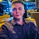 Артём, 24 года