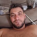 Mister Princ, 33 года