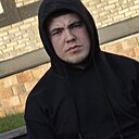Хон, 22 года