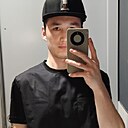 Рахимбой, 22 года