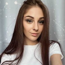 Фотография девушки Елена, 27 лет из г. Санкт-Петербург