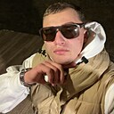 Максим, 18 лет