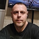 Noname, 42 года