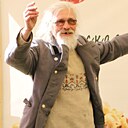 Max, 42 года