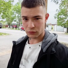 Фотография мужчины Кирилл, 20 лет из г. Уссурийск